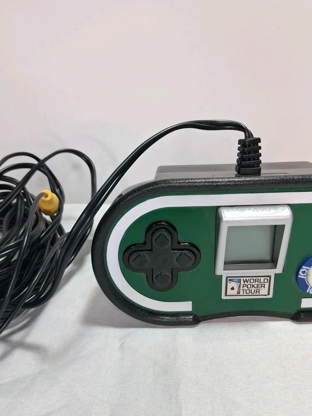WORLD POKER TOUR JAKKS TV GAMES HANDHELD POKER PLAYING CONSOLE FOR TV